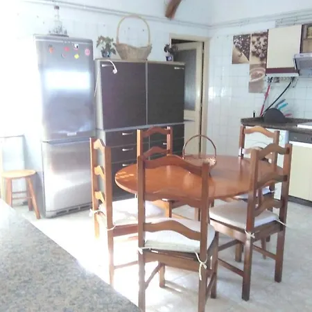 Apartment With 3 Bedrooms In Vilagarcia De Arousa 130 M From The Beach Vilagarcia de Arousa