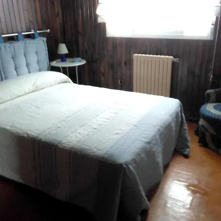 Lägenhet Apartment With 3 Bedrooms In Vilagarcia De Arousa 130 M From The Beach *
