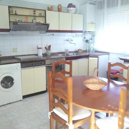 Apartment With 3 Bedrooms In Vilagarcia De Arousa 130 M From The Beach Vilagarcia de Arousa